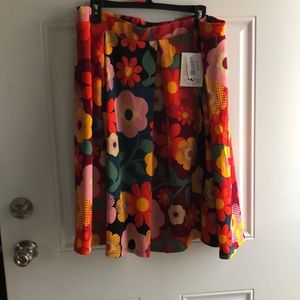 Never been worn lularoe